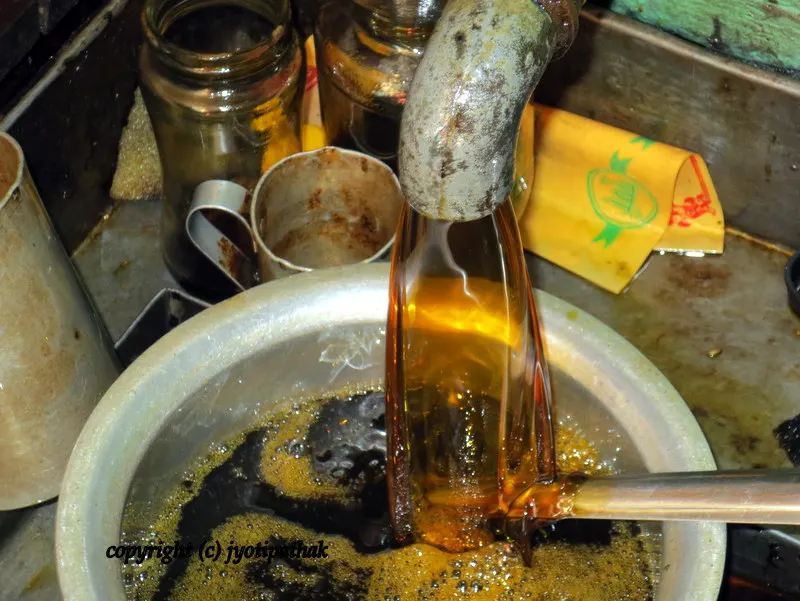 Mustard oil milling - In this process, the mustard seeds are lightly dry-roasted and cooled before putting in the machine. This softens the harsh raw mustard flavor. The oil is dark amber colored, where as the cold pressed oil is yellow.