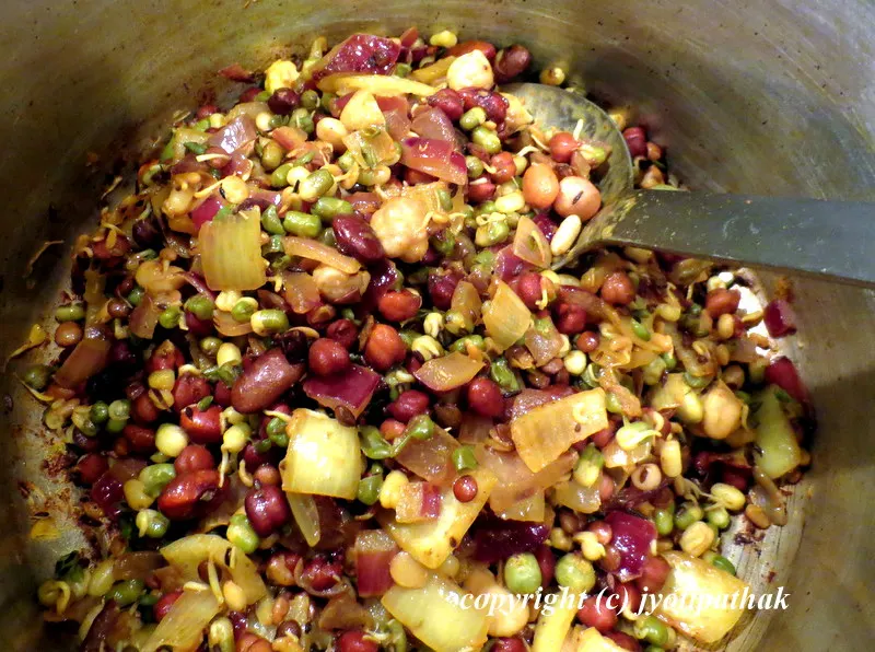 Kwaanti - क्वाँटी - Sprouted Bean Soup
