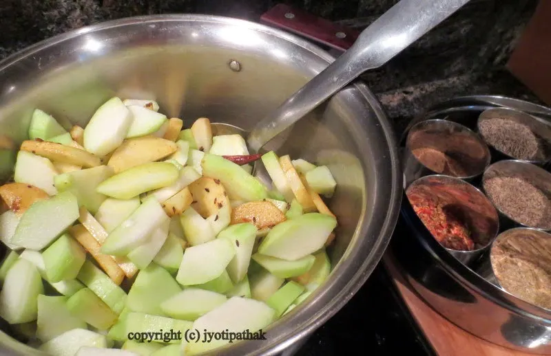 Chayote Squash - इस्कुश (Iskush ko Tarkaari)