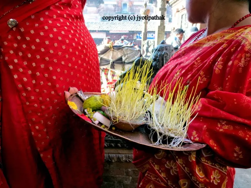 On the way to a temple with golden jamaraa...
