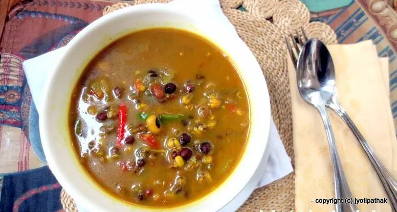 Top 18 Foods to Try in Nepal